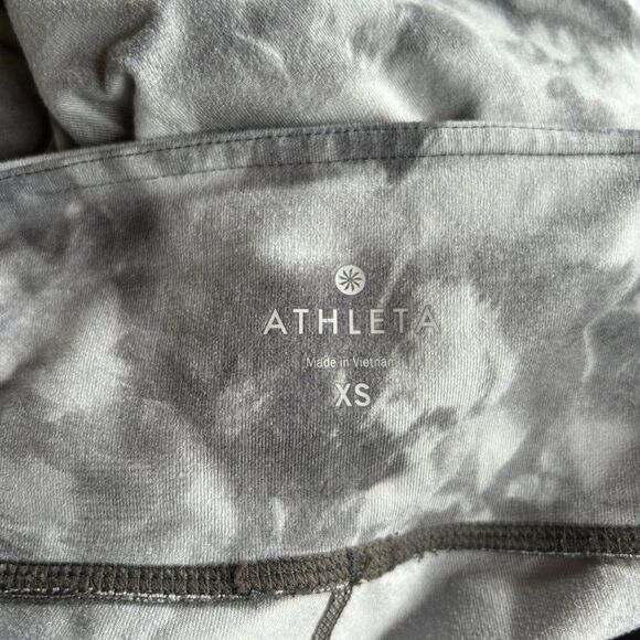 Athleta XS Chaturanga Tight Leggings Gray Cloud Gray Tie Dye Print - Picture 3 of 7